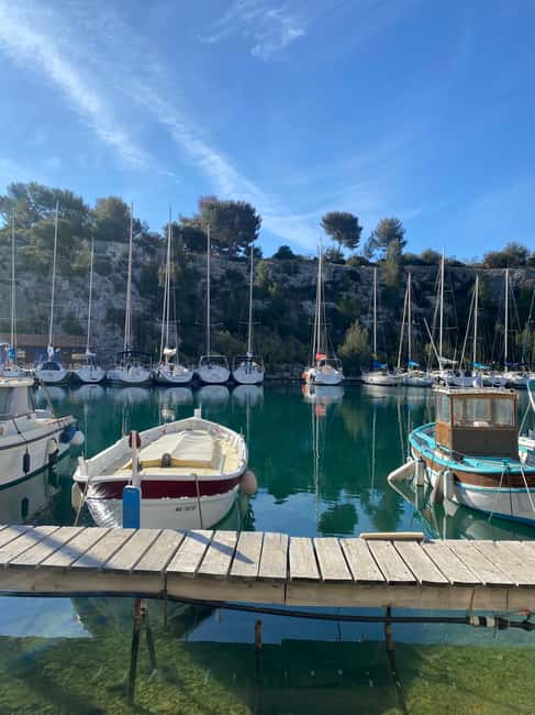 Cassis : Hiking Tour 2 Calanques with swimming - Key points at a glance