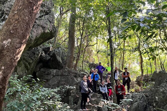 Cat Ba National Park Full Day Trekking Tour to Viet Hai Village - Viet Hai Village and the fish-stream foot massage