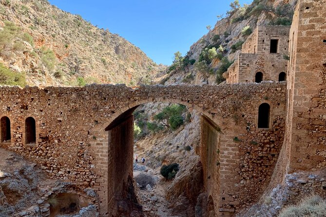 Chania: Hiking through History and Hidden Gems at Katholiko Bay - Katholiko Bay, clear water, and time to slow down
