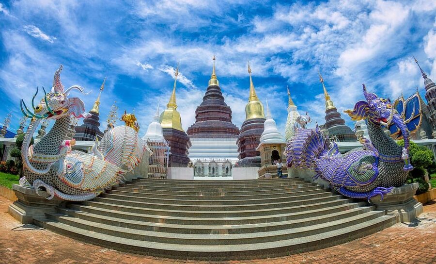 Chiang Mai: Chiang Dao Caves and Jungle Trek with Lunch - Lunch beside the water