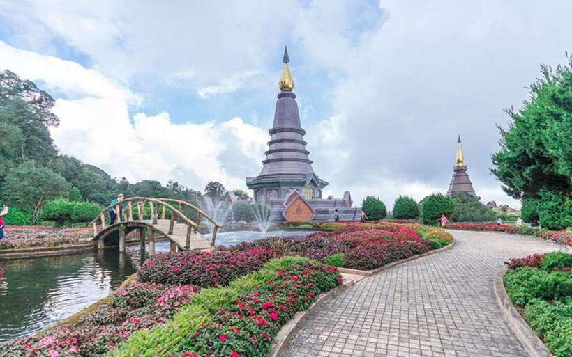 Chiang Mai: Doi Inthanon National Park and Pha Dok Siew Trek - Wachirathan Waterfall closes the nature portion