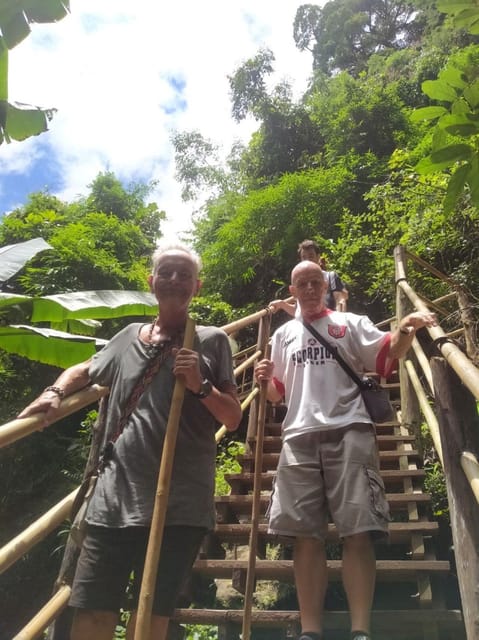 Chiang Mai: Doi Inthanon Park and Pha Dok Siew Hike Day Trip - Walking the Pha Dok Siew Nature Trail