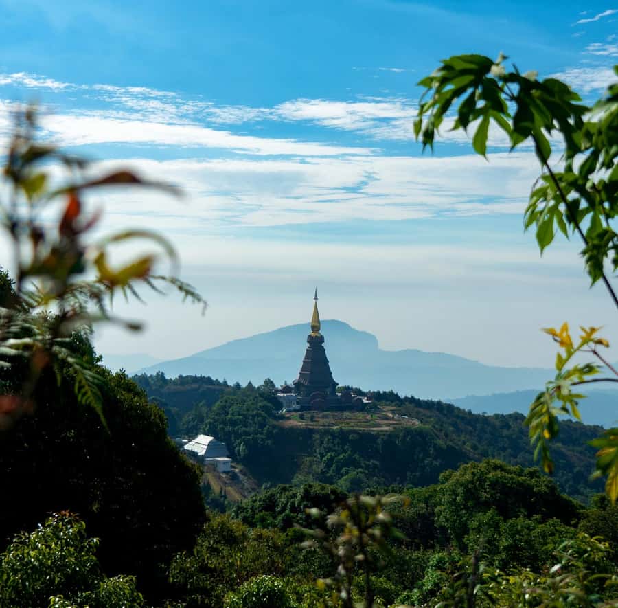 Chiang Mai: Doi Inthanon Park Hiking & Elephants Sanctuary - The King and Queen Pagodas and their gardens