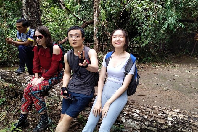 Chiang Mai: Doi Suthep Summit Trek – 7 Hour Pure Hiking Adventure - Lunch near Ban Khun Chang Khian