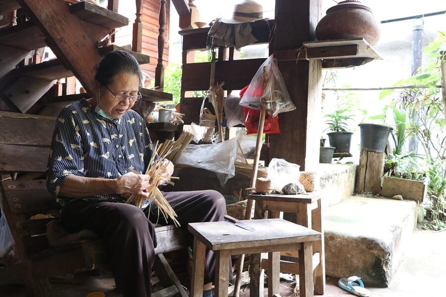 Chiang Mai: Gibbons, Trekking & Mae Kampong Small Group Tour - The morning drive from Chiang Mai to Mae Kampong