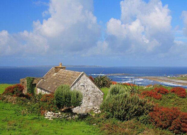 Cliffs Of Moher Hiking Tour from Doolin - Small Group - Reaching the Cliffs of Moher