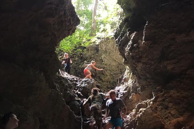 Cole's Cave Hike - Meeting point and practical planning