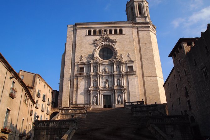 Costa Brava and Girona Small Group Easy Hike from Barcelona - The Jewish quarter and Pujada de Sant Domènec