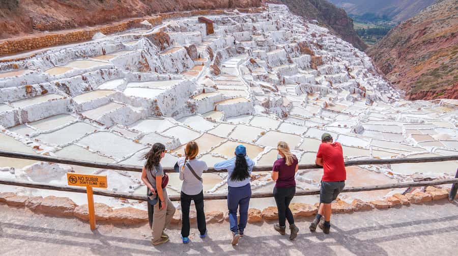 Cusco: 4-Day Lares Trek to Machu Picchu with Panoramic Train - Day 2: The hard climb to 4,750 meters