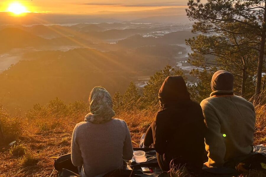 Da Lat: Chasing the Sunrise - A Mini Trek Adventure - What the small group adds