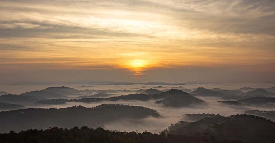Da Lat: Chasing the Sunrise - A Mini Trek Adventure - Meeting at Da Lat Cathedral before dawn