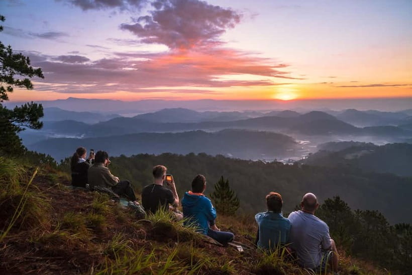 Dalat: Cloud Chasing packaged hike - Sunrise Pickup Included - A local breakfast after the mountain