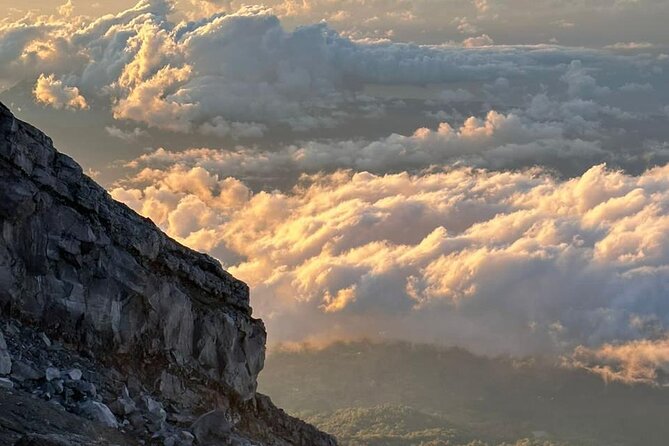 Dekwar Mount Agung Sunrise Trekking - What the climb feels like from darkness to sunrise