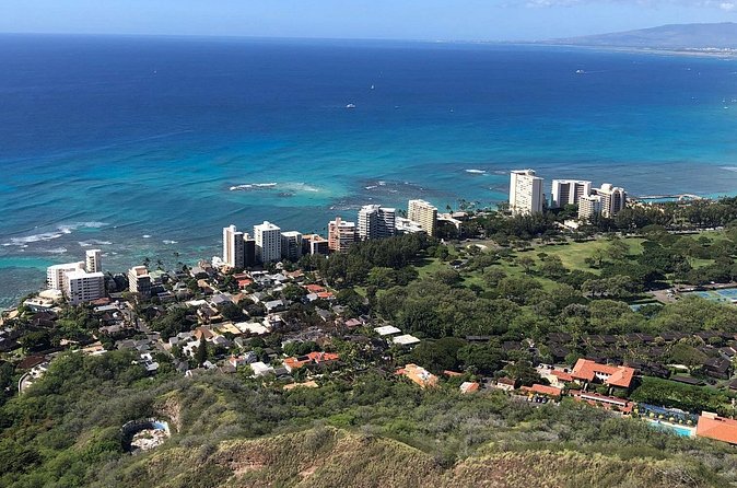 Diamond Head Hiking Tour with Ticket and Reservation Inclusion - The 1.5-mile climb: switchbacks, stairs, and tunnel