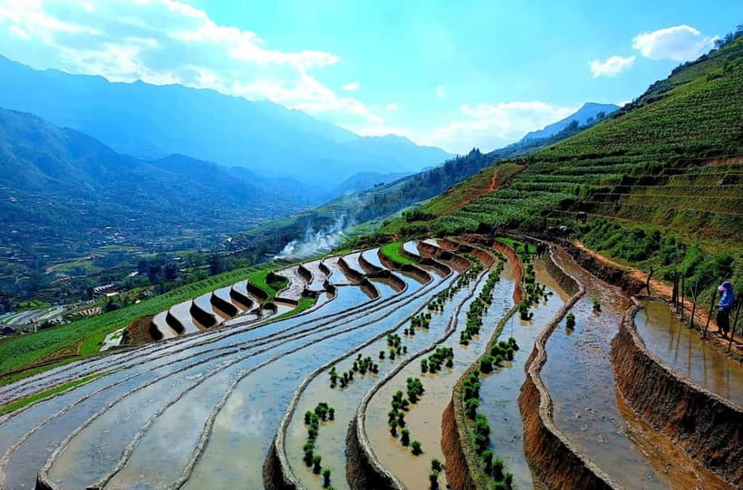 Discover Sapa: 2D1N Trekking Adventure & Cozy LaLa Homestay - Dinner, Happy Water, and Karaoke