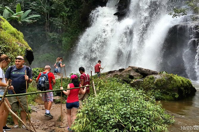 Doi Inthanon National park and 2 hours hiking with private tour - Wachiratan Waterfall brings an easy early payoff