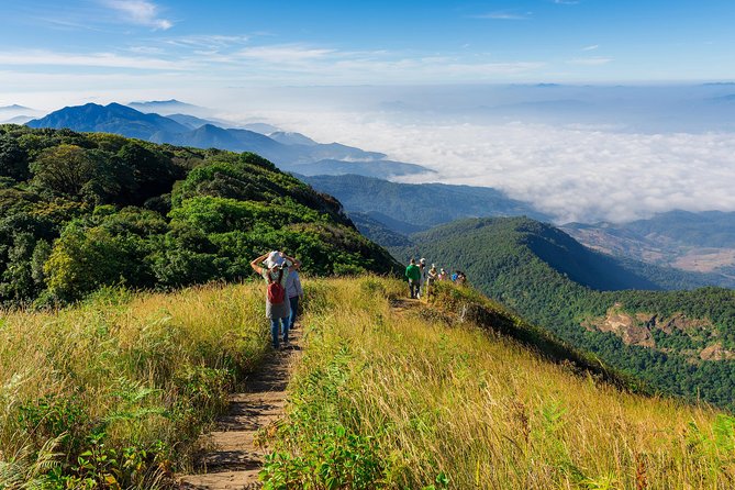 Doi Inthanon National Park with Nature Trail Trekking 1-Day Tour - Wachirathan Falls: a strong first stop