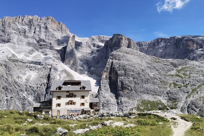 Dolomites Alta Via Multi Day Hiking Tour (2 to 4 days) - What each hiking day is like