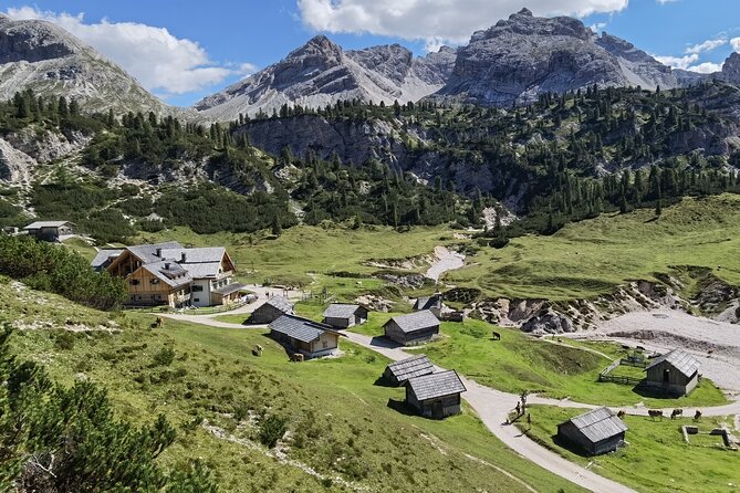 Dolomites Alta Via Multi Day Hiking Tour (2 to 4 days) - Why the guide matters on this trip