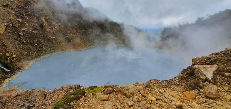 Dominica: Hiking tour to the boiling lake! - The first hour: forest, Breakfast River, and the start of the climb