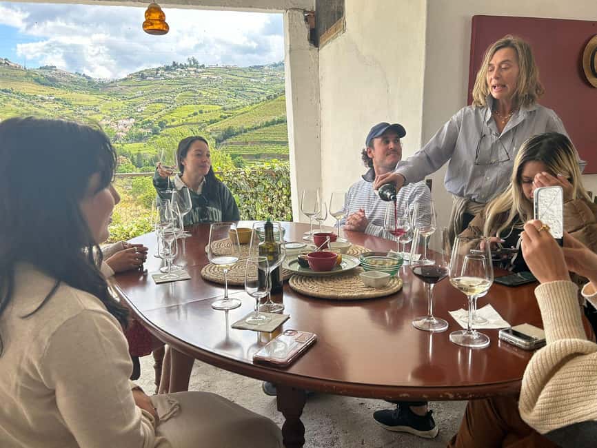 Douro valley: 10 km hike in the Valley - Wine gives the valley a human story
