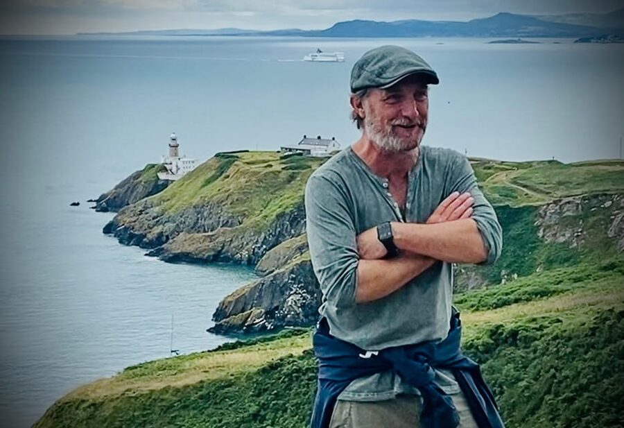 Dublin: Dublin Coastal Hike and Pints & Puppies - Seals, cliffs, and the value of slowing down