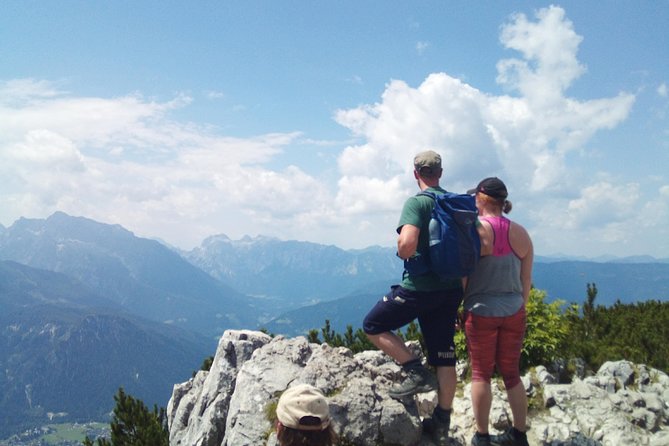 Eagle's Nest Hiking Tour - Returning down the mountain
