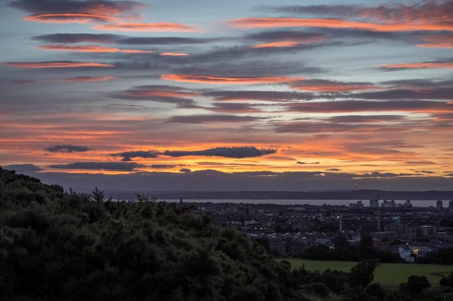 Edinburgh: Arthur's Seat Sunset Hike - Who should book this hike