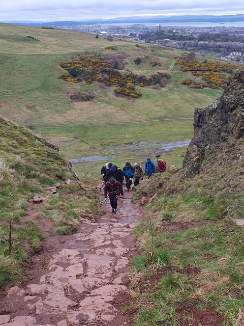 Edinburgh: Guided Hike to Arthur's Seat and Holyrood Park - Who will enjoy this Arthur’s Seat walk?