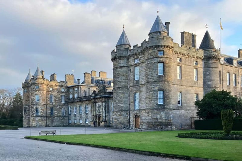 Edinburgh: Hike Arthur's Seat & Calton Hill - The Arthur’s Seat Climb at 251 Meters