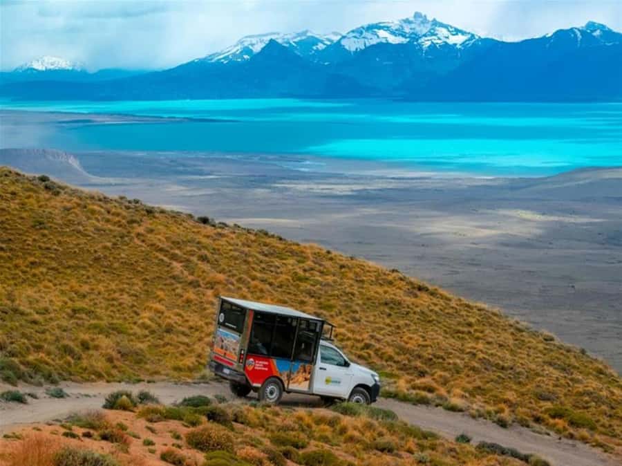 El Calafate: 4WD Adventure with Optional Hike or Zipline - The views, glaciers, and distant peaks