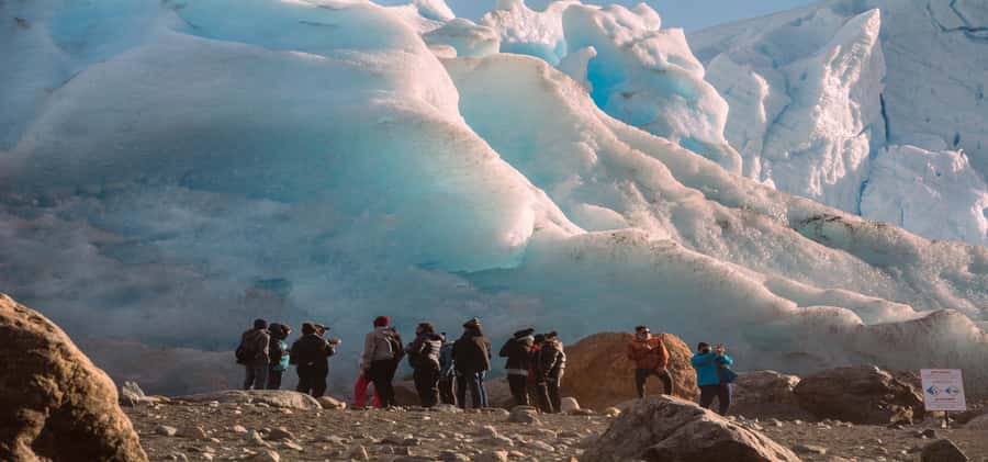 El Calafate: Safari Azul Los Glaciares Trekking Tour - How the guiding affects the experience
