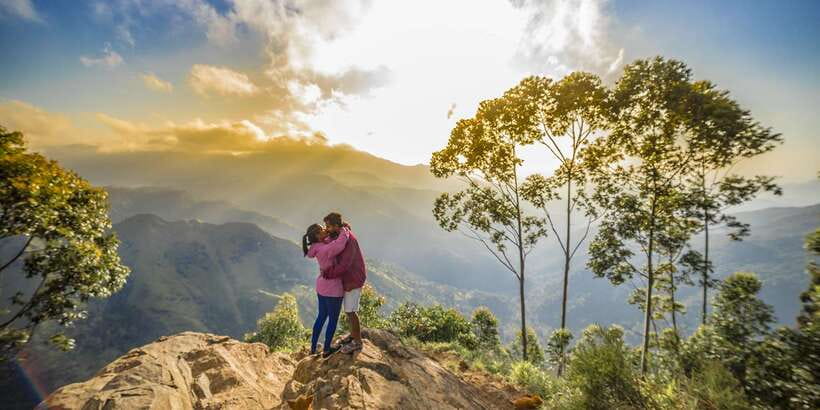 Ella: Private Ella Rock Sunrise Hike - All Inclusive - The 4 a.m. Pickup and Tuk Tuk Ride