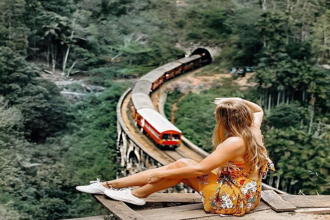 Ella Rock Hiking Tours ( sunrise-tour ,good morning tour,sunny afternoon tour ) - The good and the less convenient parts