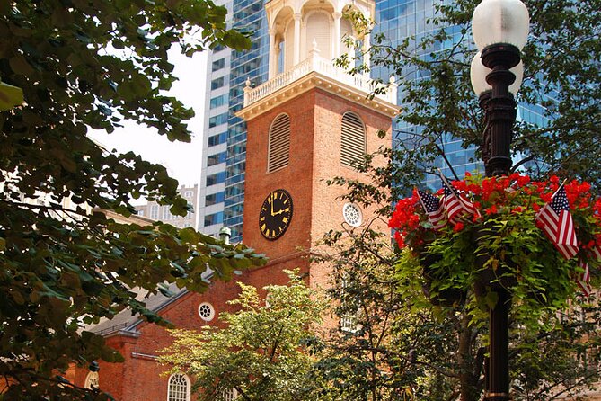Entire Freedom Trail Walking Tour: Includes Bunker Hill and USS Constitution - Granary Burying Ground and the people behind the slogans