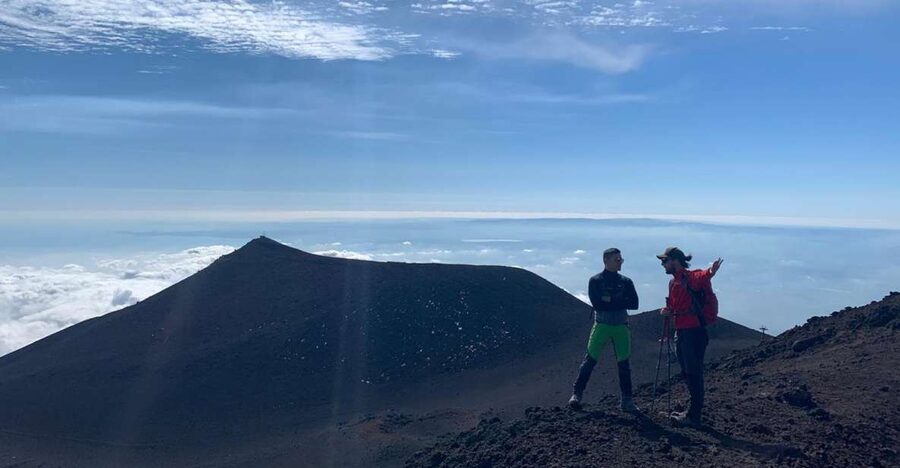 Etna: hiking to a stunning viewpoint over Valle del Bove - The first 90 minutes through lava and craters