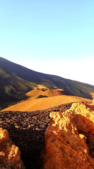 Etna: Jeep excursion and hike suitable for everyone. Free shoes and jacket - What this Etna outing actually offers