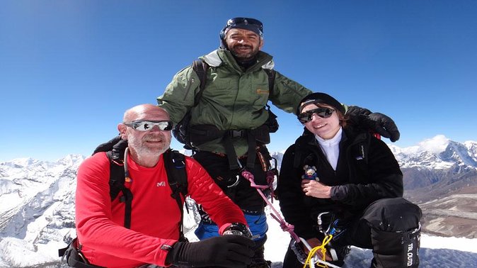 Everest Base Camp Trek - Day 3: Acclimatization around Namche