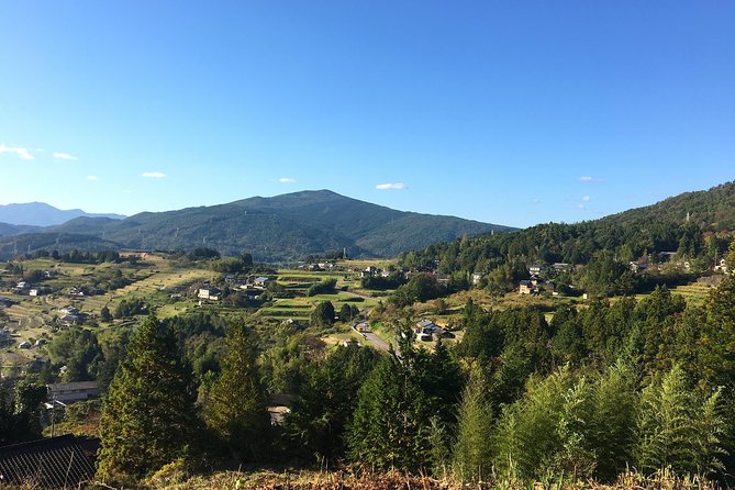 Explore Kiso Valley : Magome - Tsumago Mountain Trail Walk - The Magome Observatory and the first climb