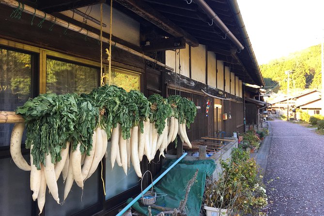 Explore Kiso Valley : Magome - Tsumago Mountain Trail Walk - Otsumago and the quieter side of the route