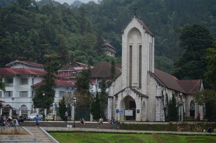 Explore Sa Pa with Overnight Train & Sleeper Bus & Trekking - Ma Tra and Ta Phin: two village visits with cultural context