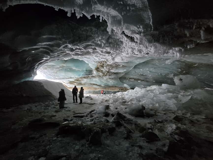 Fairbanks: Guided Snowshoe Hike to Castner Glacier Ice Cave - Key points to know before you book