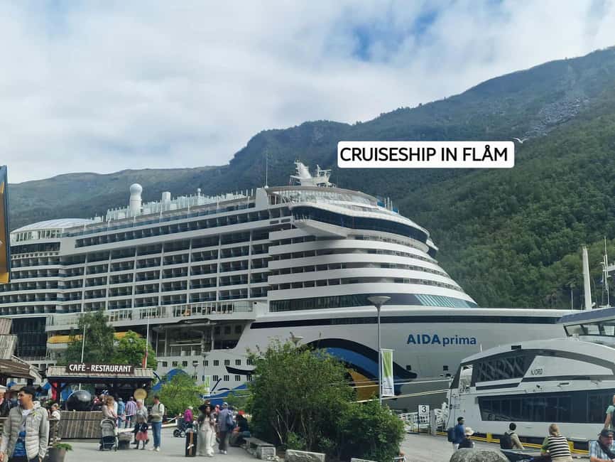 Flåm: Tvinde Waterfalls, Stalheimskleiva Hike & Gudvangen - Finding the bus in Flåm