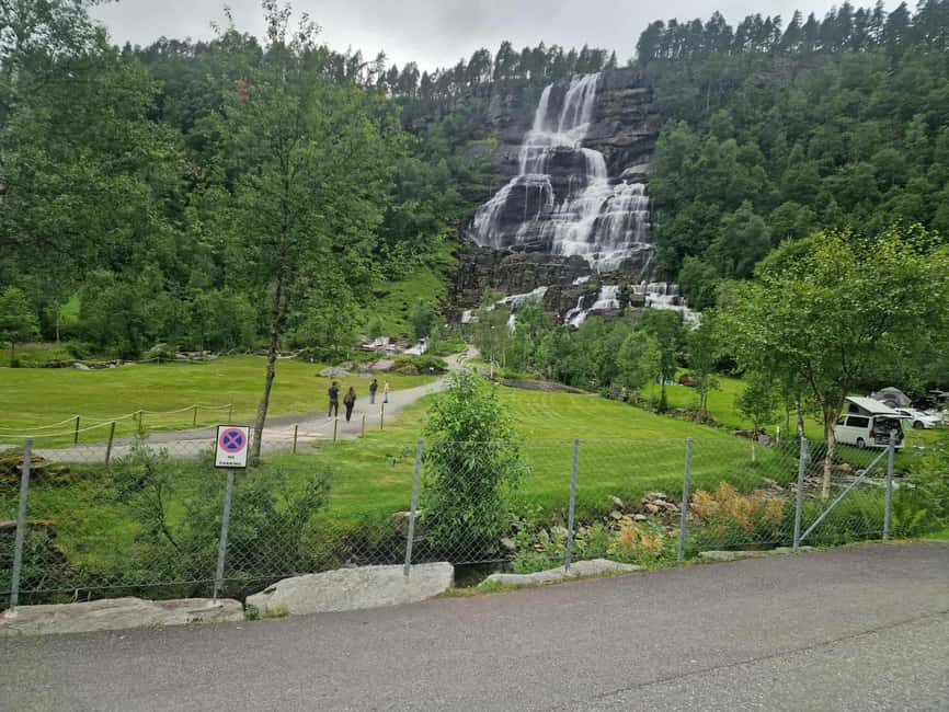 Flåm: Tvinde Waterfalls, Stalheimskleiva Hike & Gudvangen - What $110 gets you