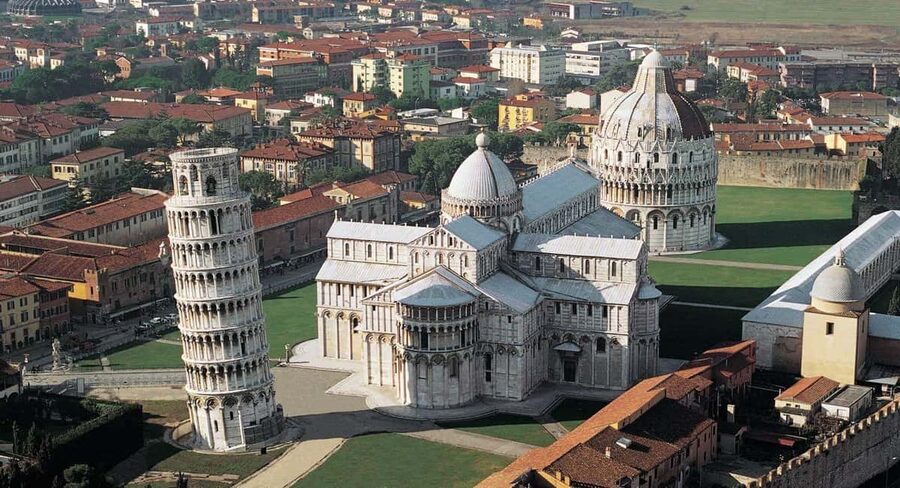 Florence: Cinque Terre Day Trip with Optional Hiking or Pisa - Manarola brings the first big view