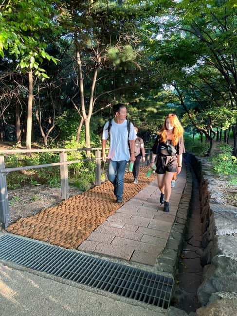 Fortress Night Hike & Snack at a Local Market - FAQ