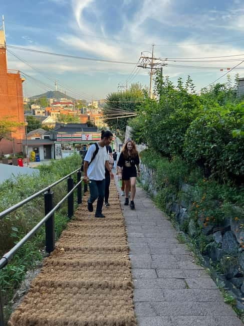 Fortress Night Hike & Snack at a Local Market - Should you book the Fortress Night Hike?