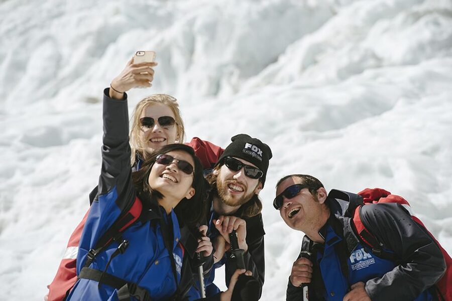 Fox Glacier: Up to 3 Hours Hike with Helicopter Transfer - Four hours on the clock, with weather in charge