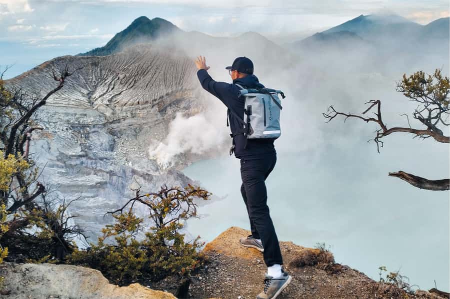 From Bali: Ijen Volcano Sunrise Hike with Transfer & All Fee - What the $98 price really covers
