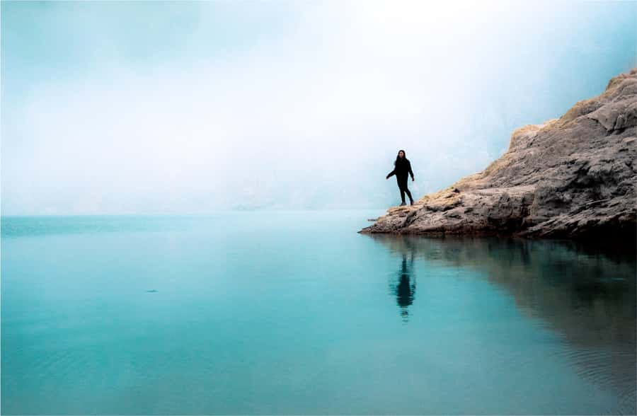 From Bali or Banyuwangi: Ijen Crater Sunrise Hike - The sulfur miners’ daily work